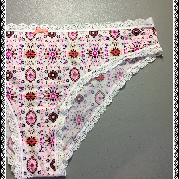 ❤️VS Cheekini Panty❤️ - Picture 2 of 3